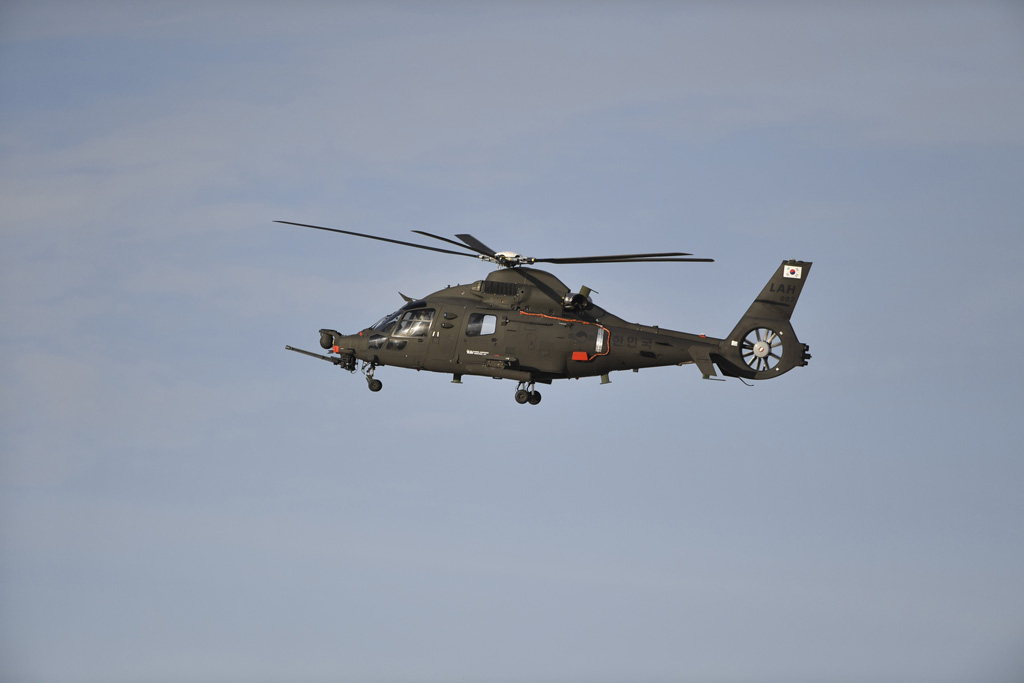 KAI's LAH appears in the flying display. Credit: Mark Wagner Aviation Images