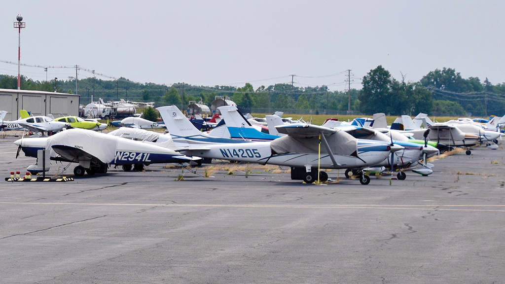 Leesburg Executive Airport