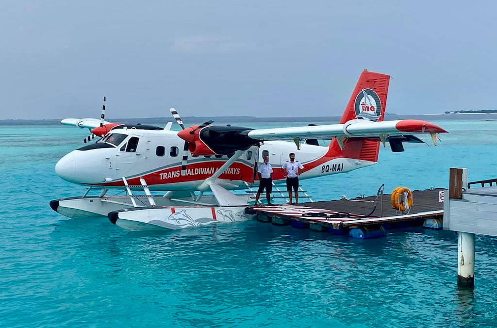 dhc-6-300