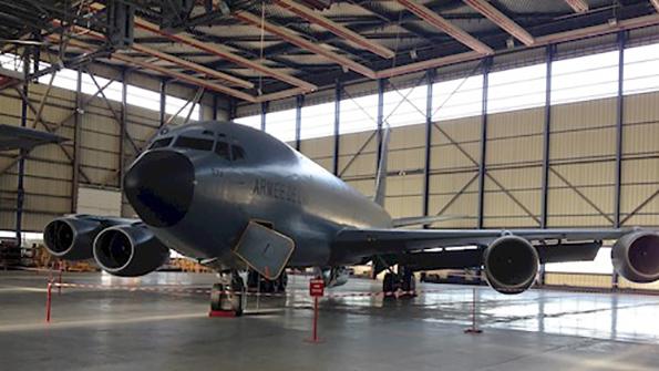 French KC-135’s air-to-air refueling pods