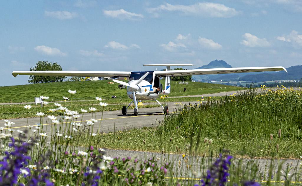 Pipistrel Velis Electro taxiing