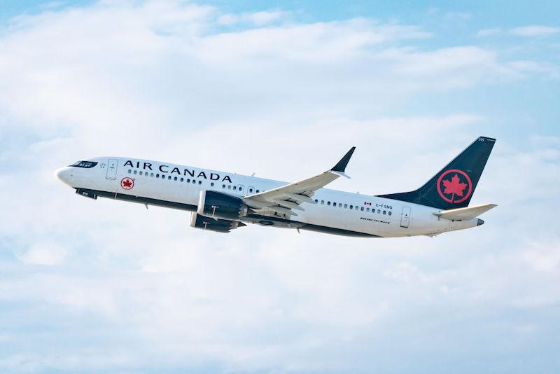 Air Canada jet