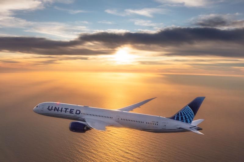 united airlines boeing 787