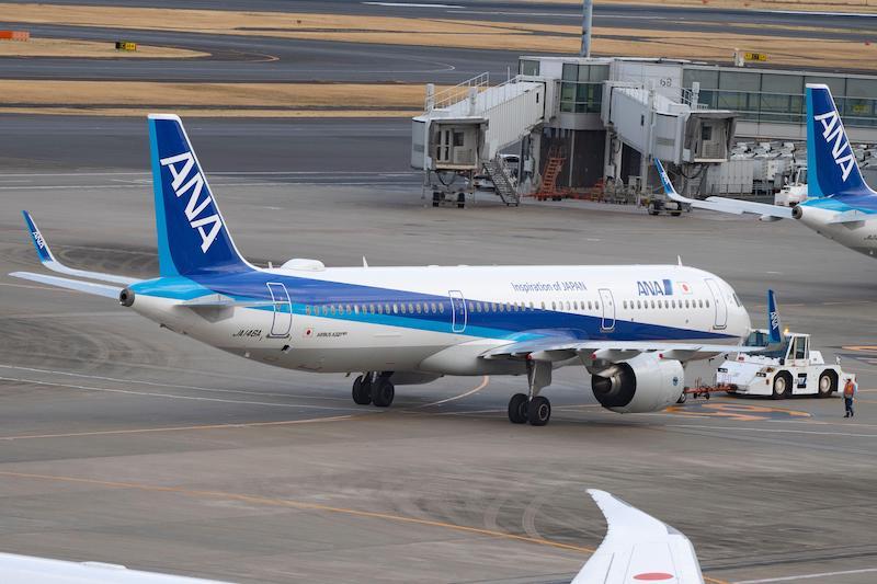 ANA a321neo on tarmac