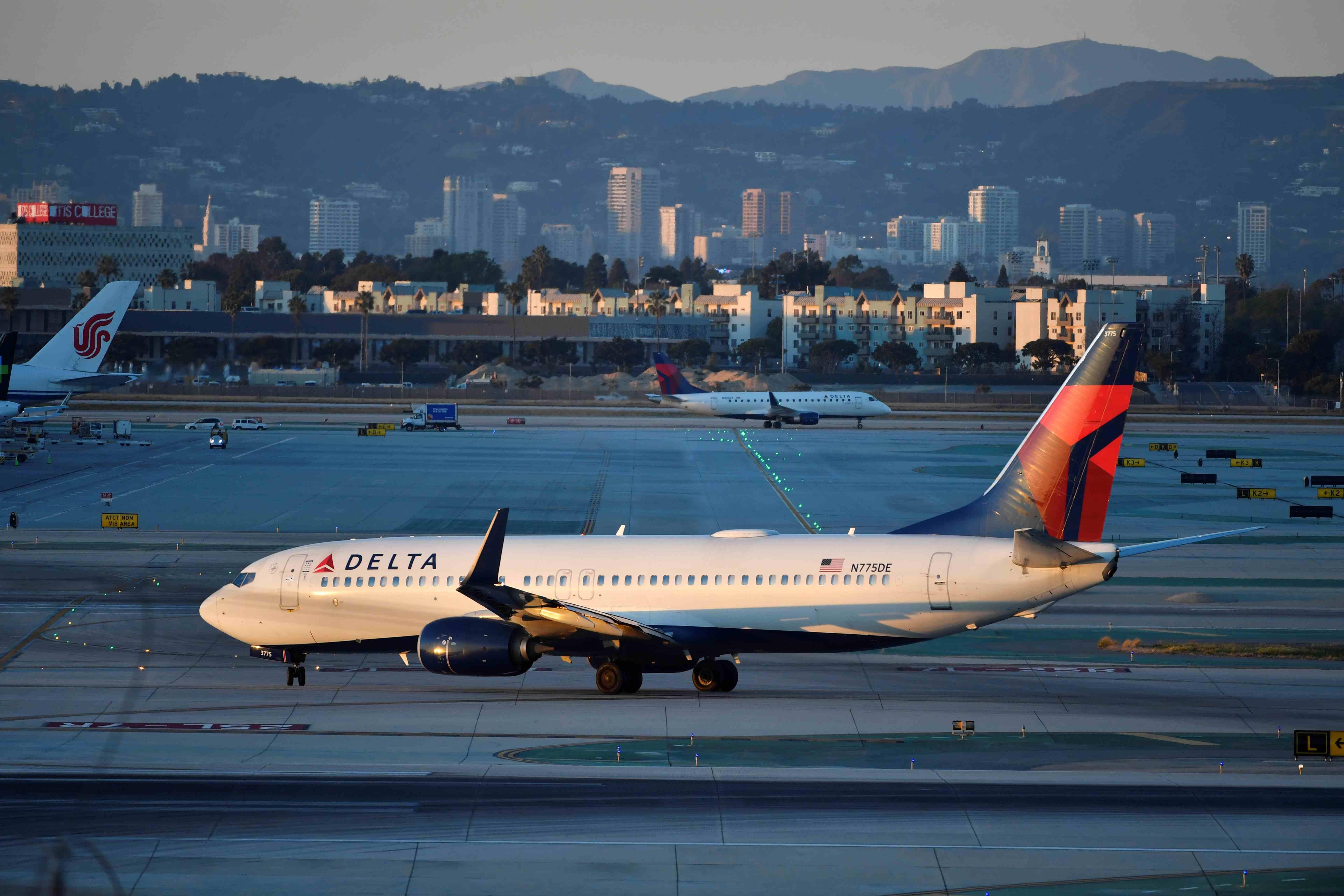 Delta Air Lines 737