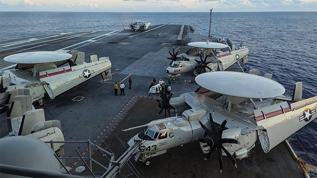 E-2s on USS George Washington