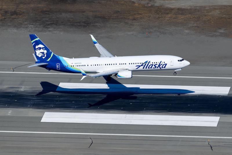 Alaska airlines 737-900