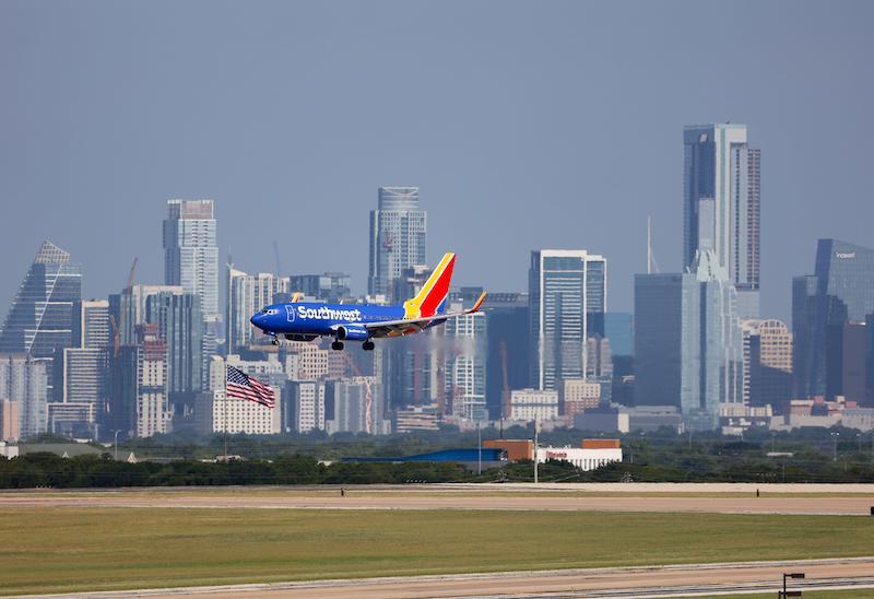 southwest flight landing at Austin Bergstrom 