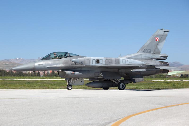 F-16