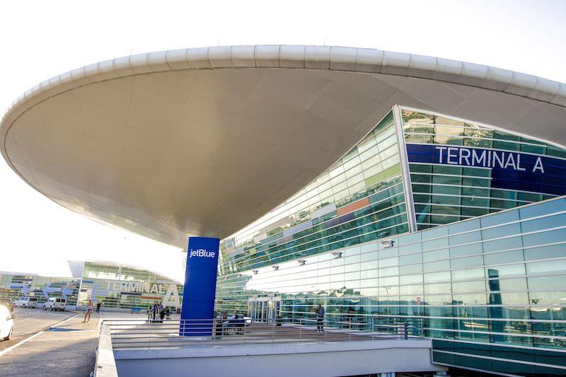 JetBlue terminal sju