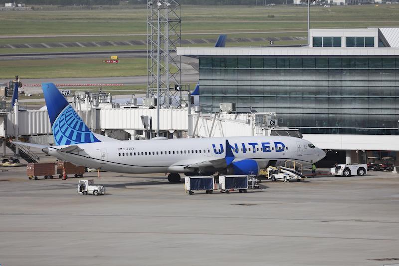 united jet at Houston intercontinental