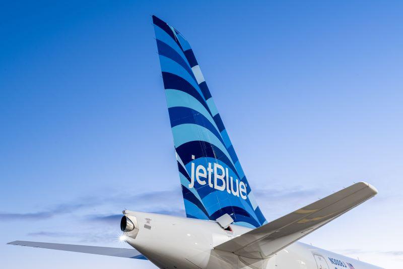 JetBlue A220 tail