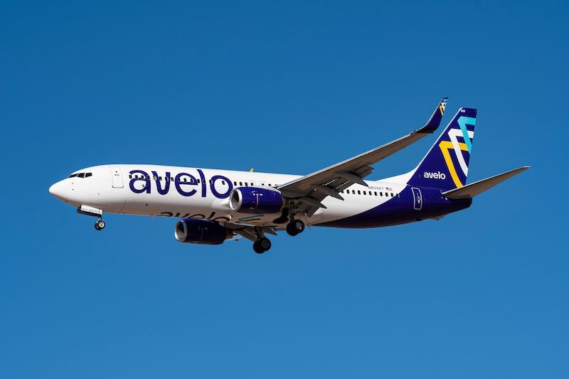 avelo 737