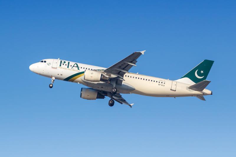 PIA a320