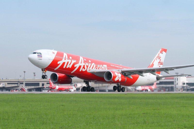 thai airasia x jet taking off