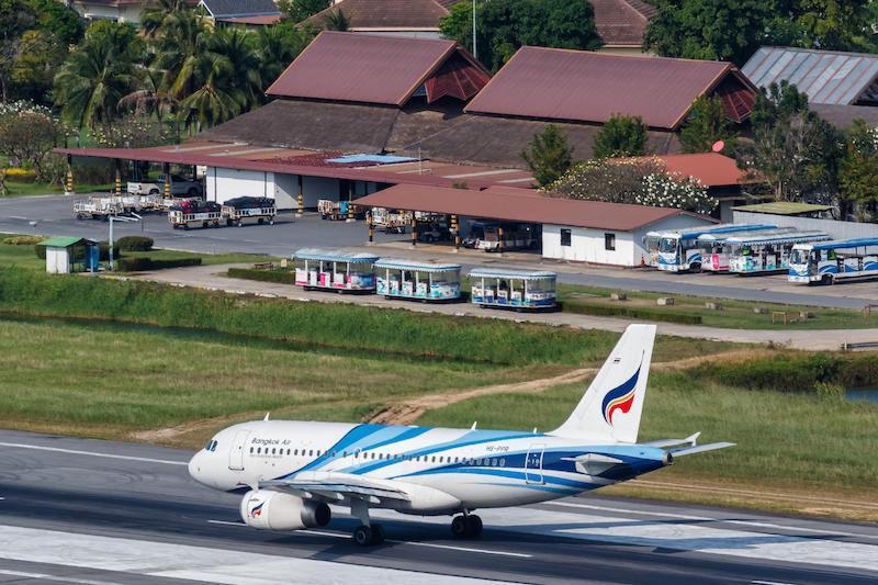 bangkok airways a319 at koh samui airport