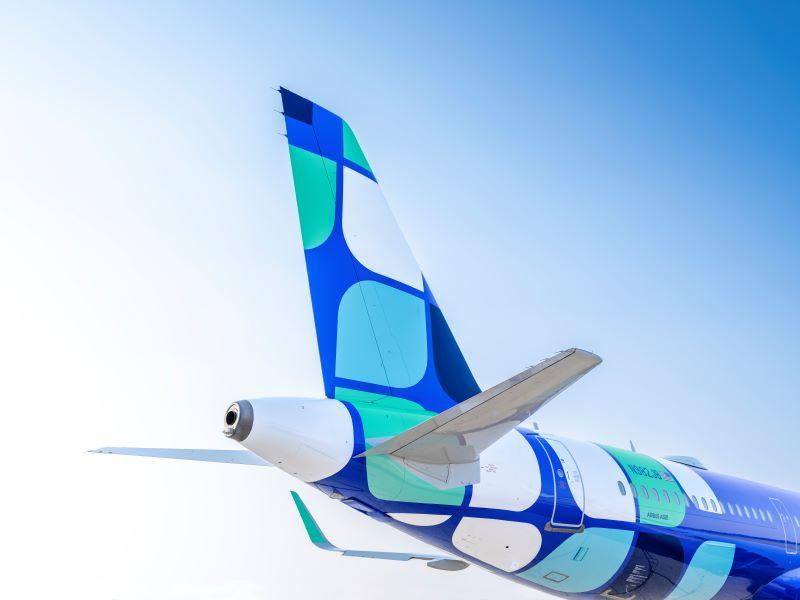 JetBlue mint livery