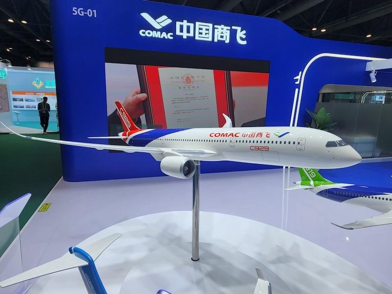 comac c929 on display