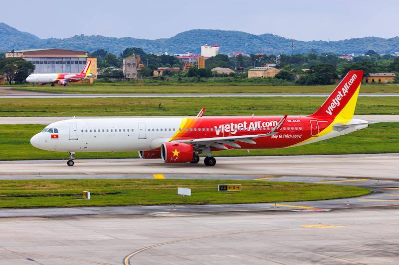 vietjet a321neo at hanoi