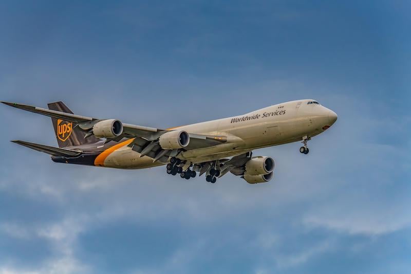 UPS 747-8F