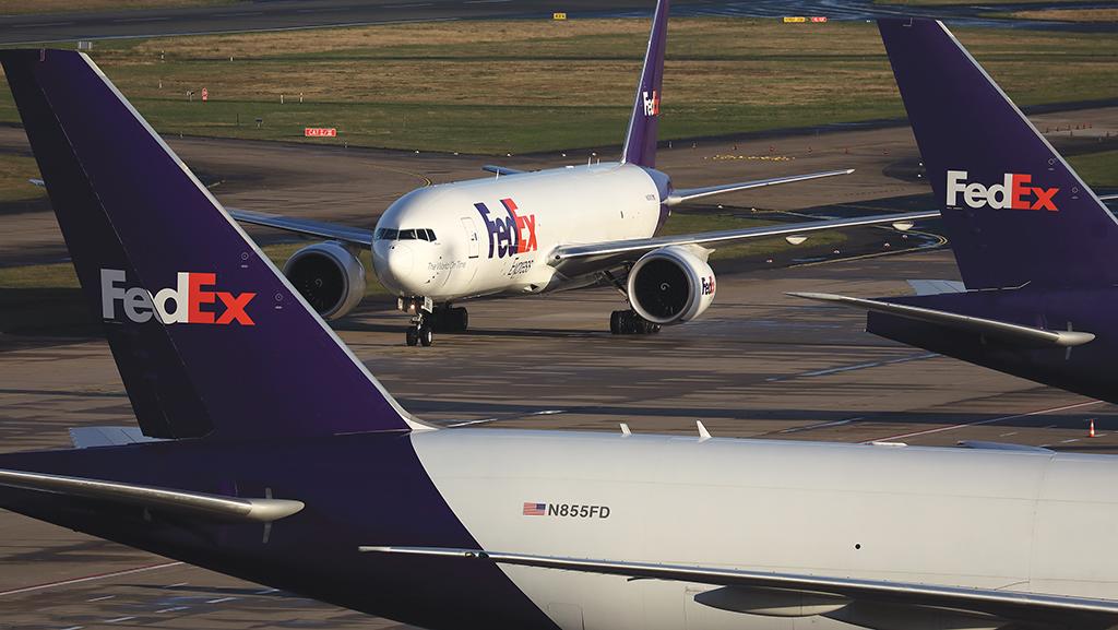 FedeX aircraft