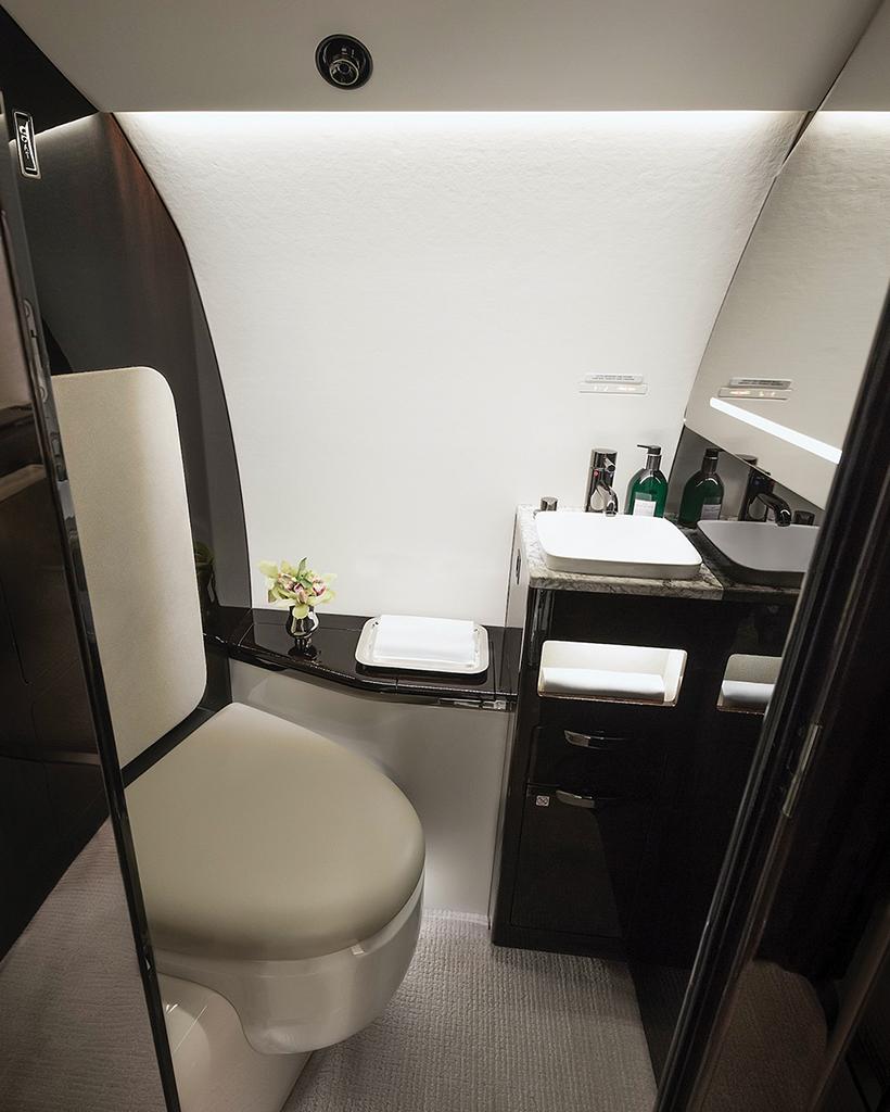 G500s lavatory