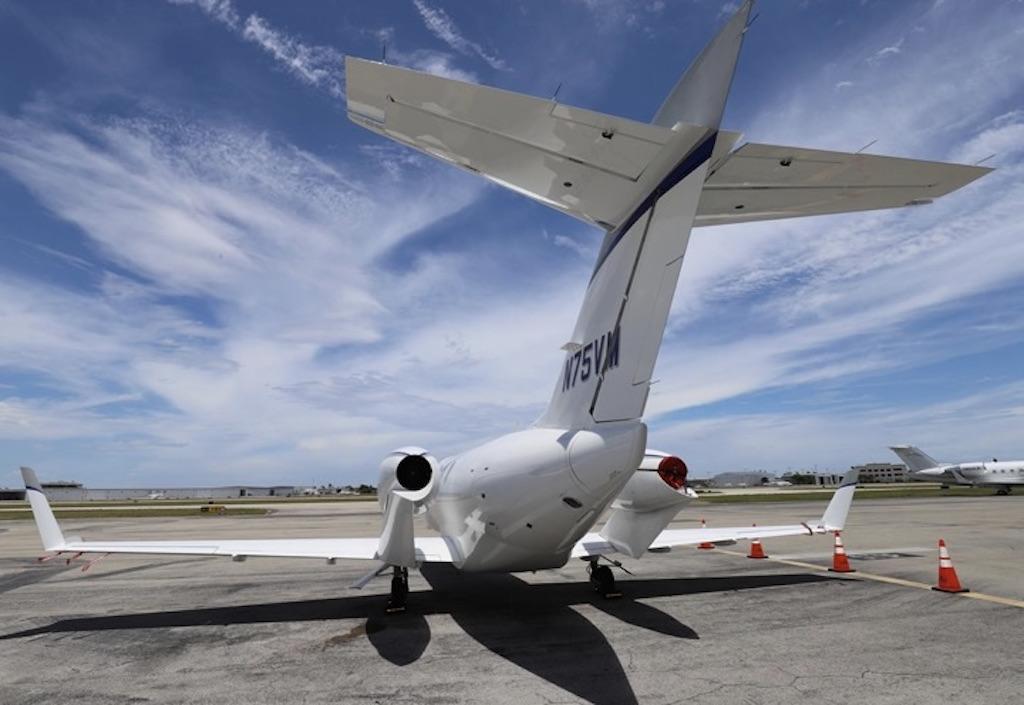 HondaJet Elite, rear view