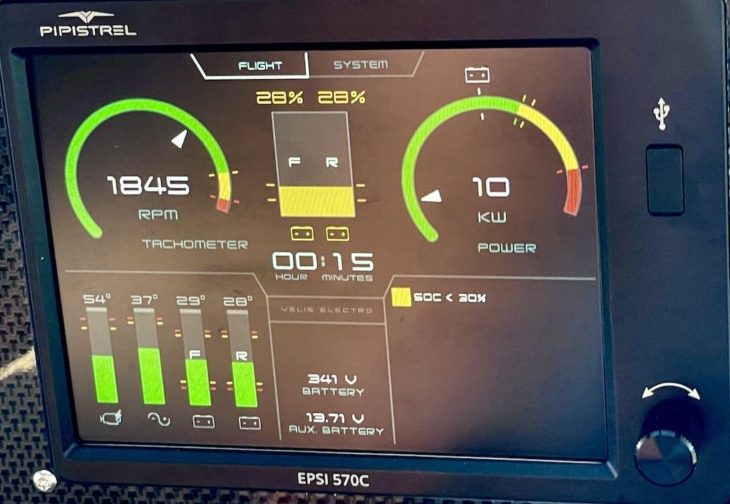 EPSI 570C cockpit display