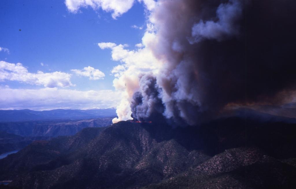 Jet stream winds carry particulate matter